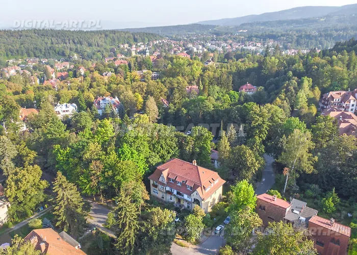 Piastowski * Polanica-Zdrój